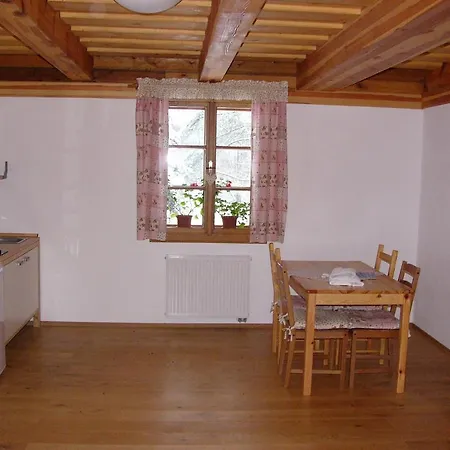 Guest house Samota Adelheid 3*