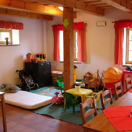 Guest house Samota Adelheid 3*