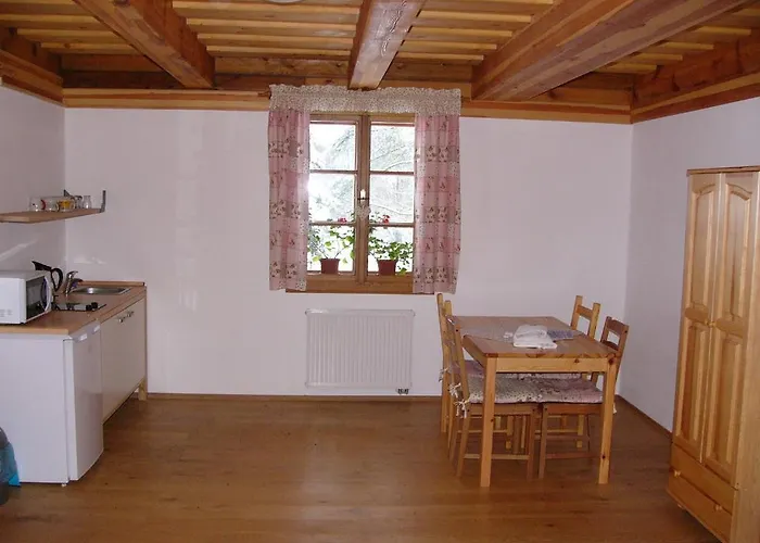 Konukevi Samota Adelheid 3*